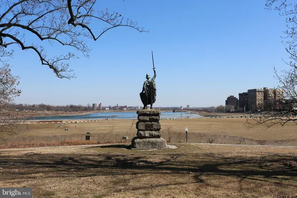 $199,999 | 715 Druid Park Lake Drive, Baltimore, MD 21217