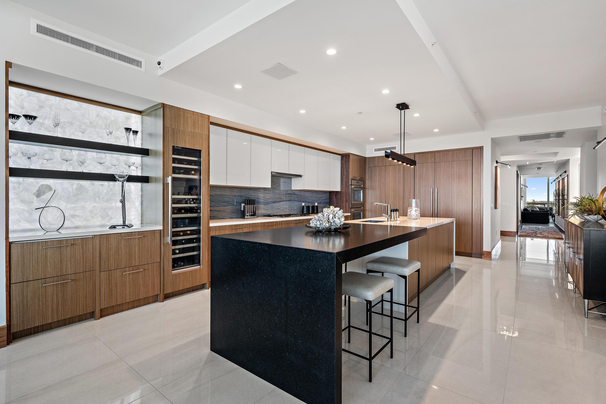 5000 North Ocean Drive, Unit 1601 Singer Island, FL 33404 - Photo 12 of 60 Kitchen