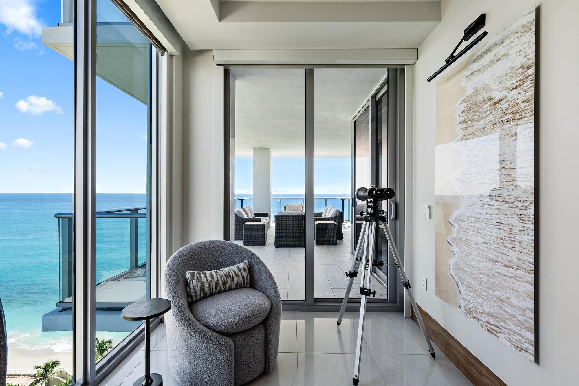 5000 North Ocean Drive, Unit 1601 Singer Island, FL 33404 - Photo 18 of 60 Owner's Suite
