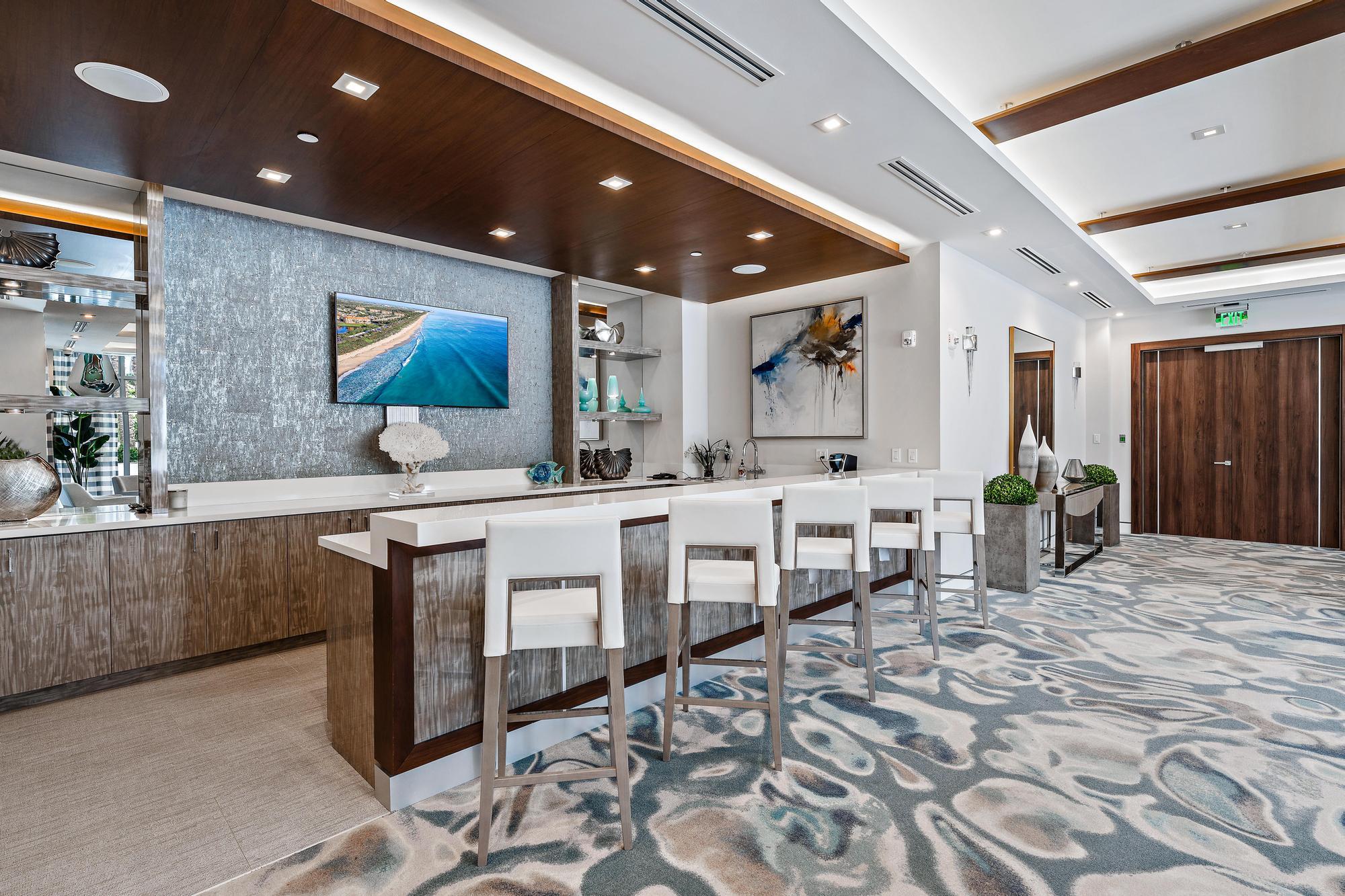 5000 North Ocean Drive, Unit 1601 Singer Island, FL 33404 - Photo 52 of 60 Community Room