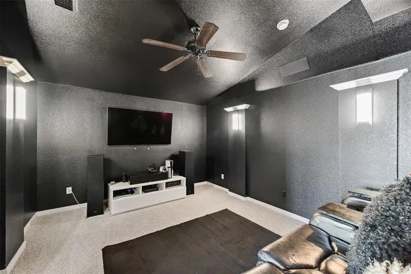 $750,000 | 9101 Cypress Creek Road, Lantana, TX 76226