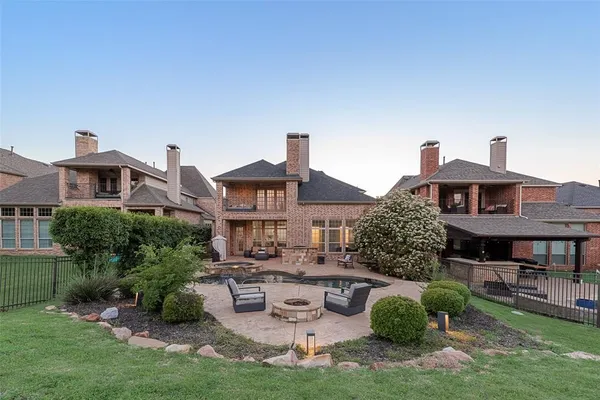 $750,000 | 9101 Cypress Creek Road, Lantana, TX 76226