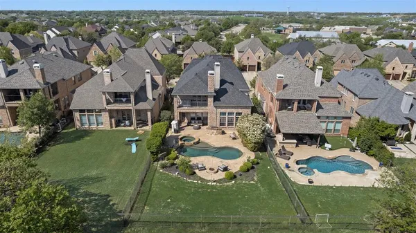 $750,000 | 9101 Cypress Creek Road, Lantana, TX 76226