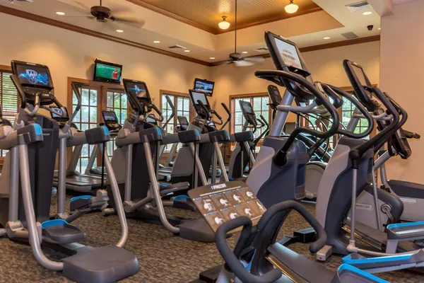 $750,000 | 9101 Cypress Creek Road, Lantana, TX 76226