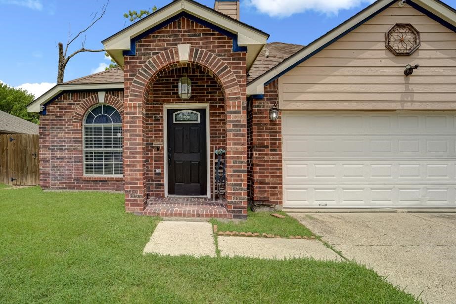 23310 Stepinwolf Lane Spring, TX 77373 - Photo 2 of 24