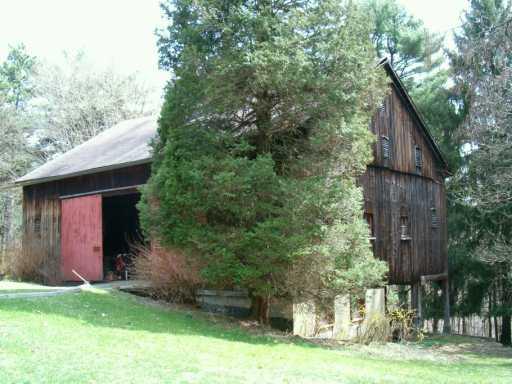 253 Armstrong Road Tarentum, PA 15084 - Photo 2 of 8 Other.