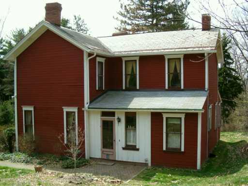 253 Armstrong Road Tarentum, PA 15084 - Photo 4 of 8 Other.