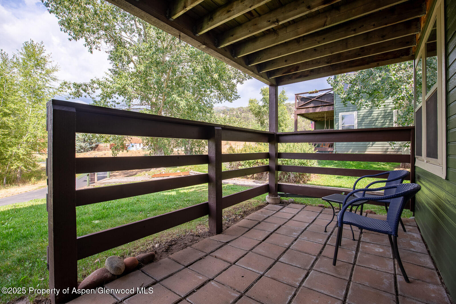 200 Lakeside Court Basalt, CO 81621 - Photo 13 of 23 a bench sitting in front of a building
