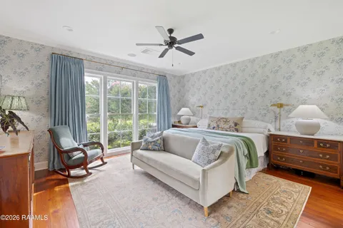 $695,000 | 1005 Loreauville Road, New Iberia, LA 70563
