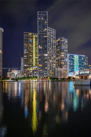 $1,024,999 | 465 Brickell Avenue, Unit 1602, Miami, FL 33131