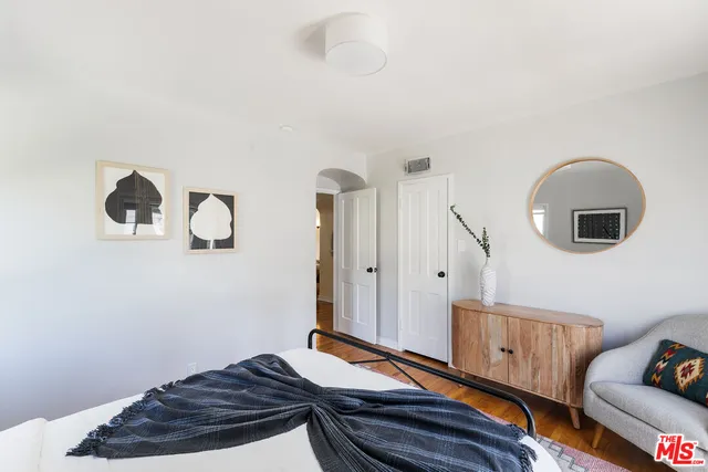 $1,420,000 | 825 North Catalina Street, Burbank, CA 91505