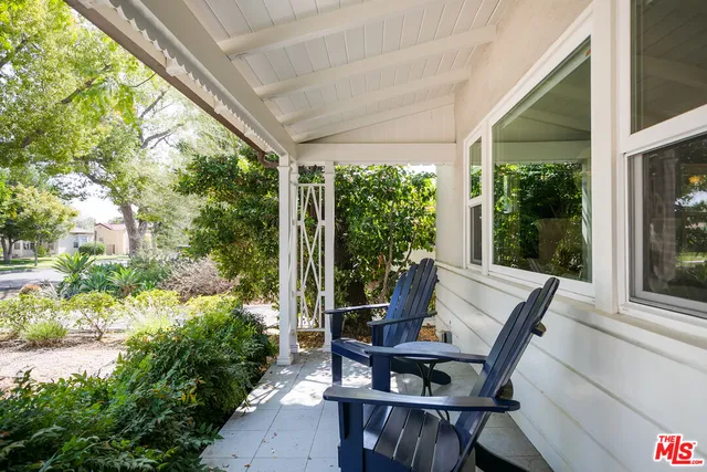 $1,420,000 | 825 North Catalina Street, Burbank, CA 91505