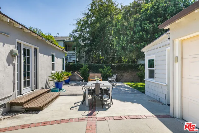 $1,420,000 | 825 North Catalina Street, Burbank, CA 91505