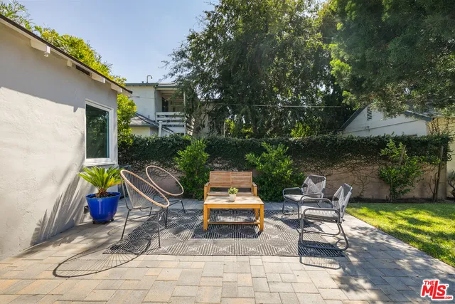 $1,420,000 | 825 North Catalina Street, Burbank, CA 91505