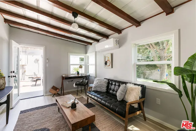 $1,420,000 | 825 North Catalina Street, Burbank, CA 91505