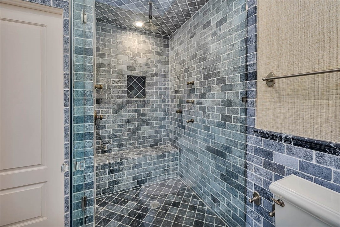 117 Hawkins Island Circle St. Simons Island, GA 31522 - Photo 32 of 65 His bath primary