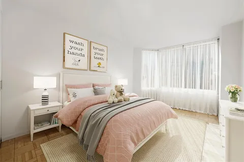 $10,195 | 240 East 39th Street, Unit 31G | Murray Hill