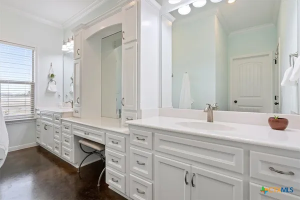 $1,200,000 | 645 West Big Elm Road, Troy, TX 76579