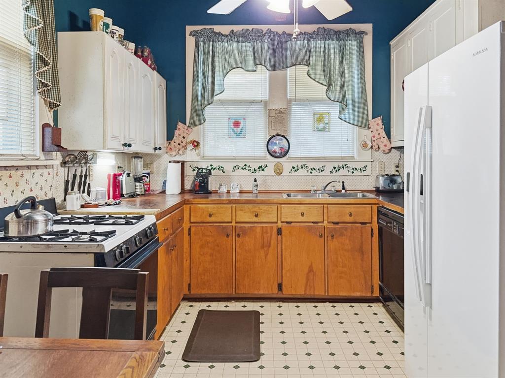 802 East Main Street Hamilton, TX 76531 - Photo 6 of 21