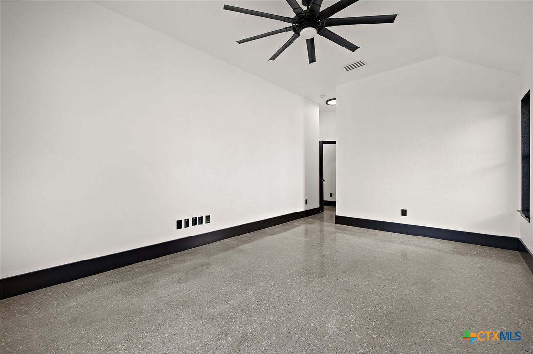 100 Whitfield Street Hutto, TX 78634 - Photo 18 of 31