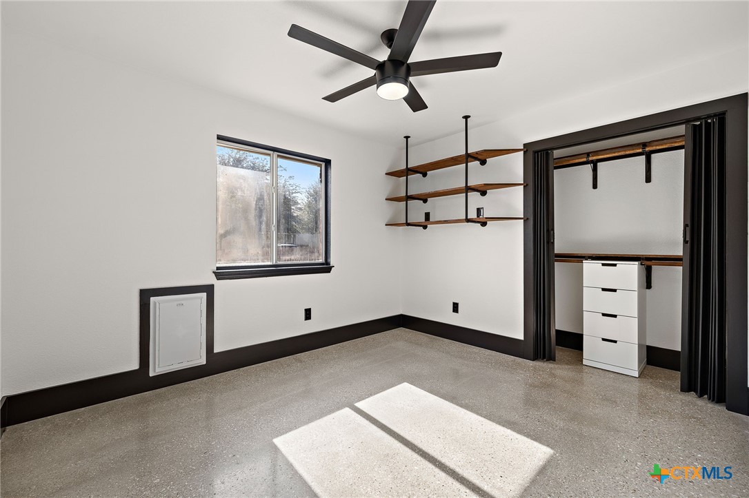 100 Whitfield Street Hutto, TX 78634 - Photo 23 of 31