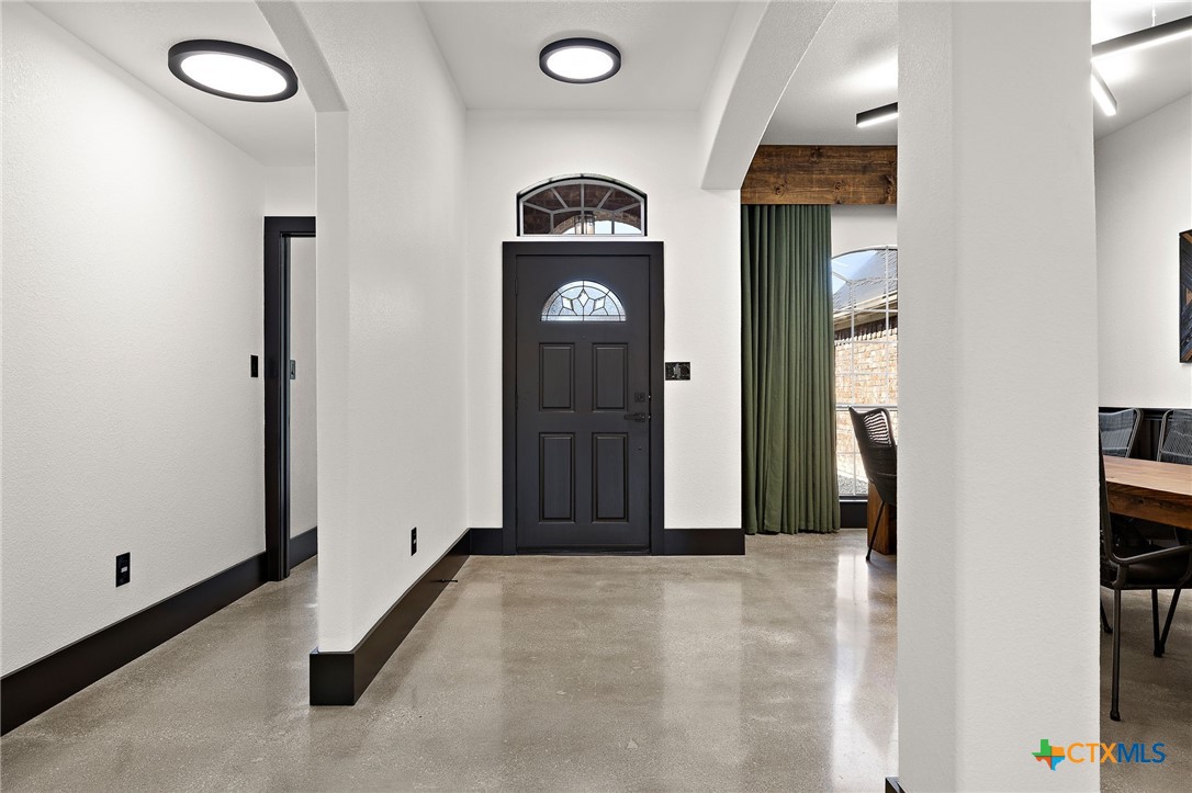 100 Whitfield Street Hutto, TX 78634 - Photo 4 of 31