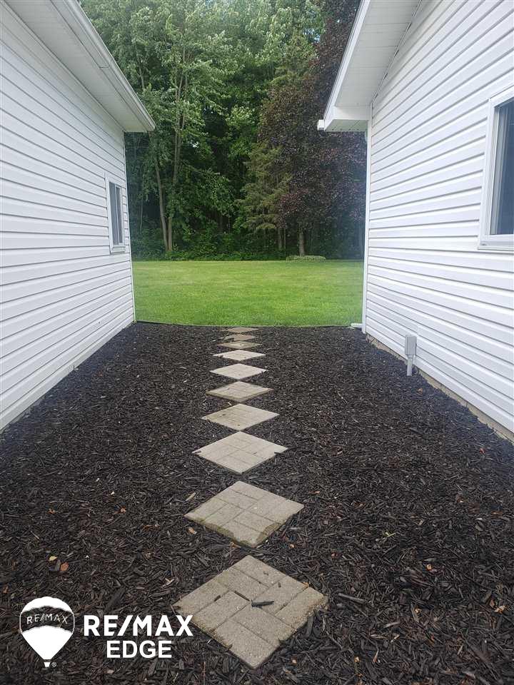 5687 West Oregon Road Lapeer, MI 48446 - Photo 29 of 57