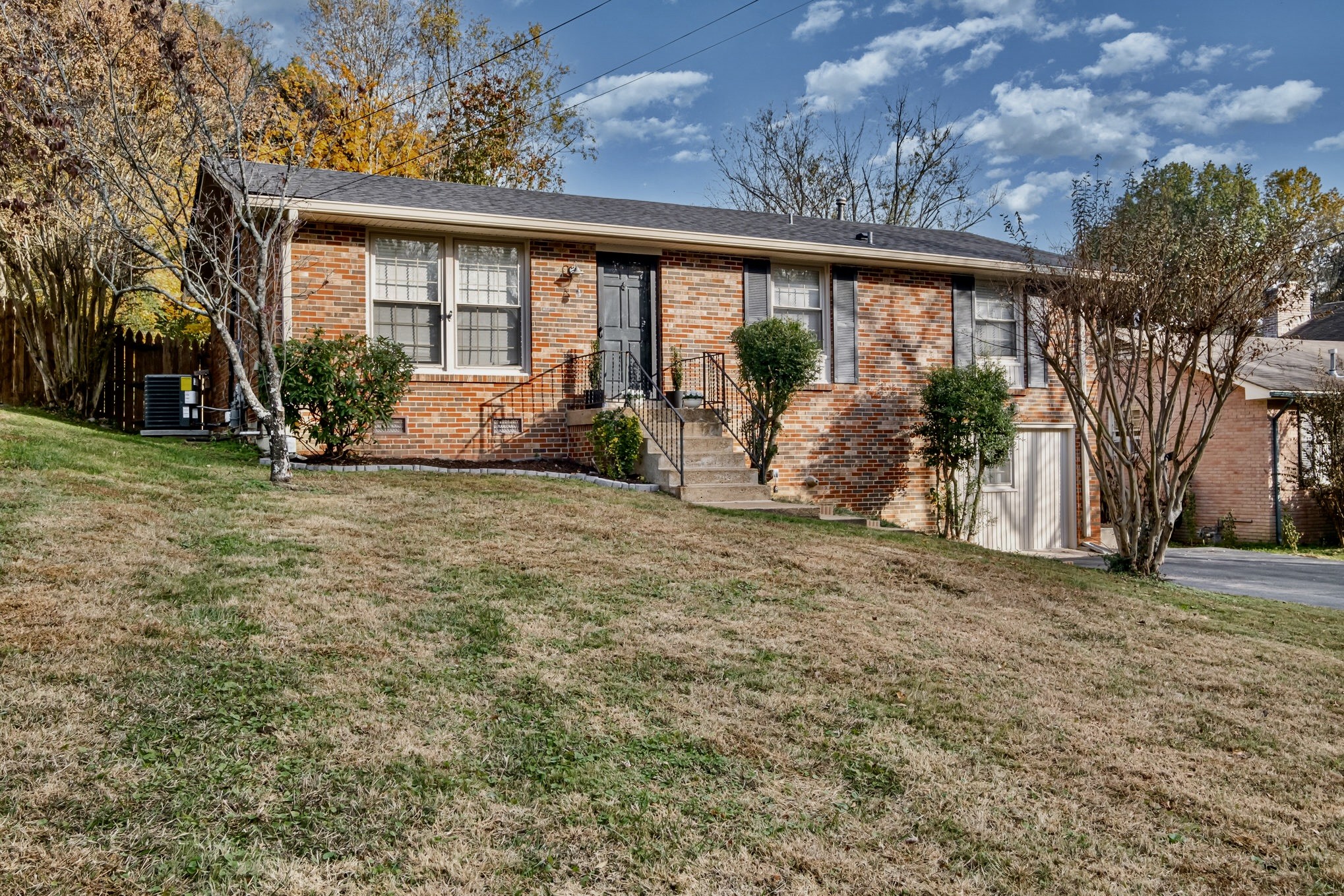 5010 Meta Drive Nashville, TN 37211 - Photo 2 of 34