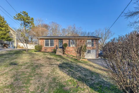 $450,000 | 5010 Meta Drive, Nashville, TN 37211