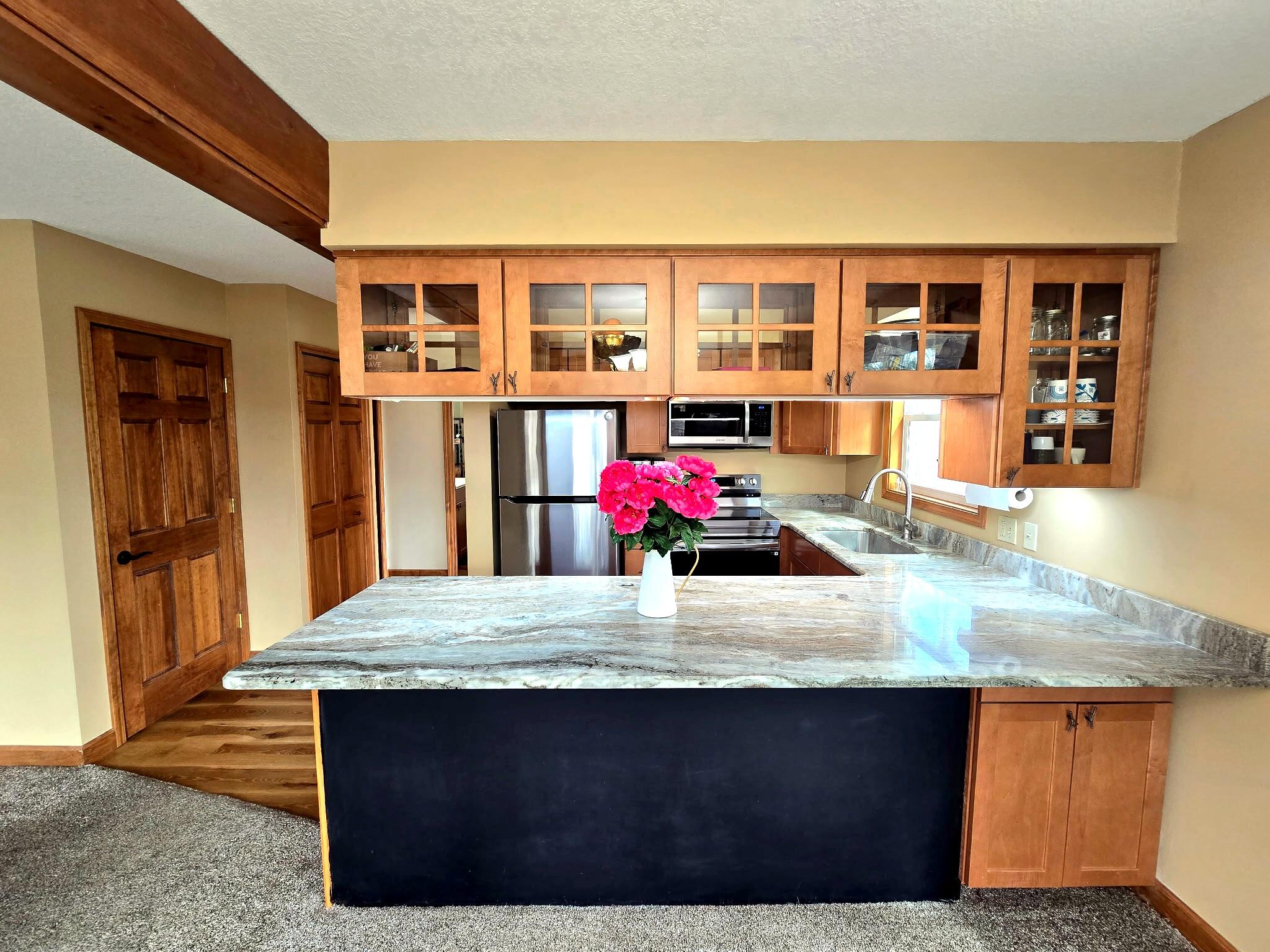 814 Timber Valley Road Gaylord, MI 49735 - Photo 11 of 60 Breakfast Bar & Kitchen