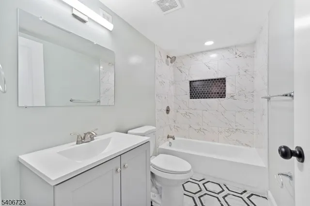 $3,790 | 28 Toronto Court, Maplewood, NJ 07040