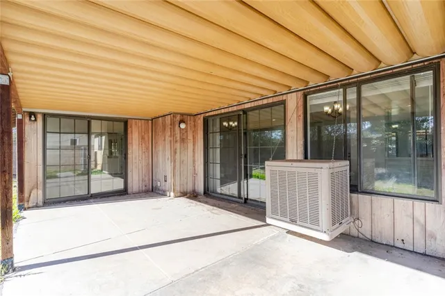 $3,195 | 4906 Pacifica Avenue, Palmdale, CA 93552