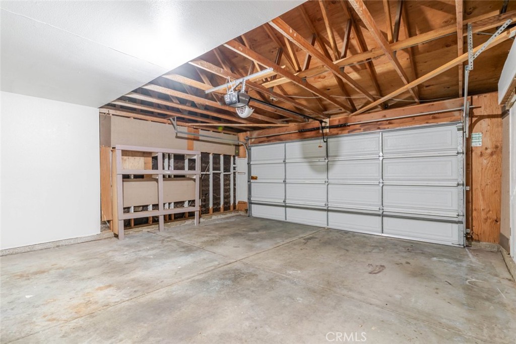 4906 Pacifica Avenue Palmdale, CA 93552 - Photo 31 of 36 a view of a garage room