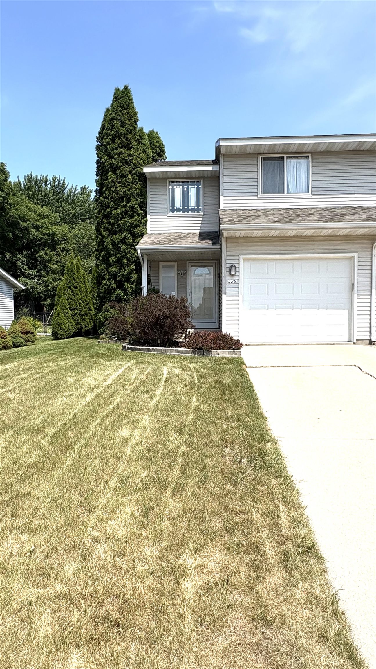 529 Kings Lynn Road Stoughton, WI 53589 - Photo 3 of 36 Gallery Image 3