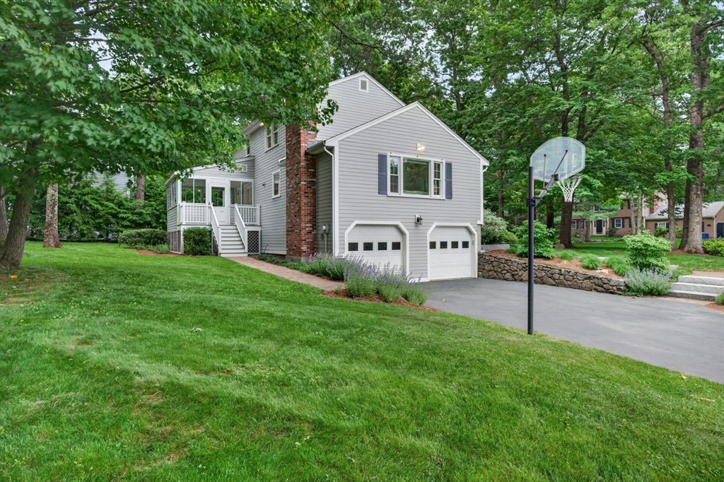 2 Ridge Hill Way Andover, MA 01810 - Photo 4 of 42