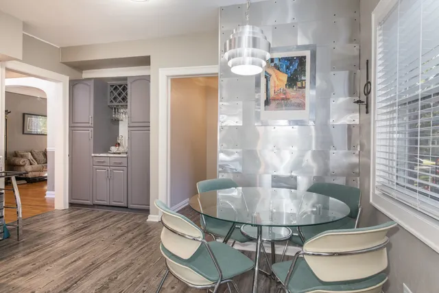 $639,000 | 3312 North New England Avenue, Chicago, IL 60634