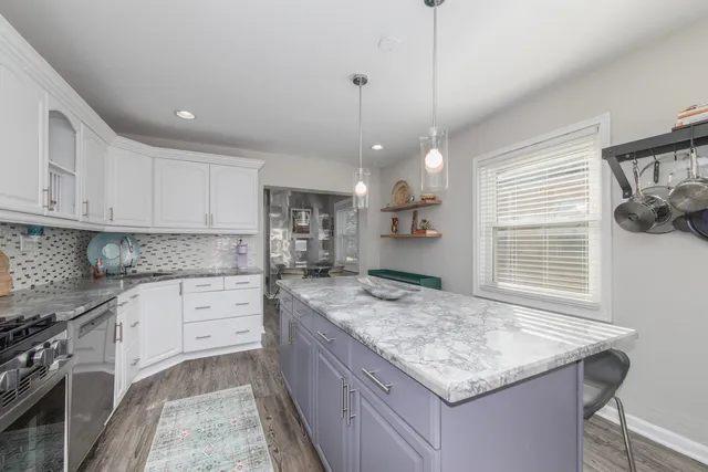 $639,000 | 3312 North New England Avenue, Chicago, IL 60634