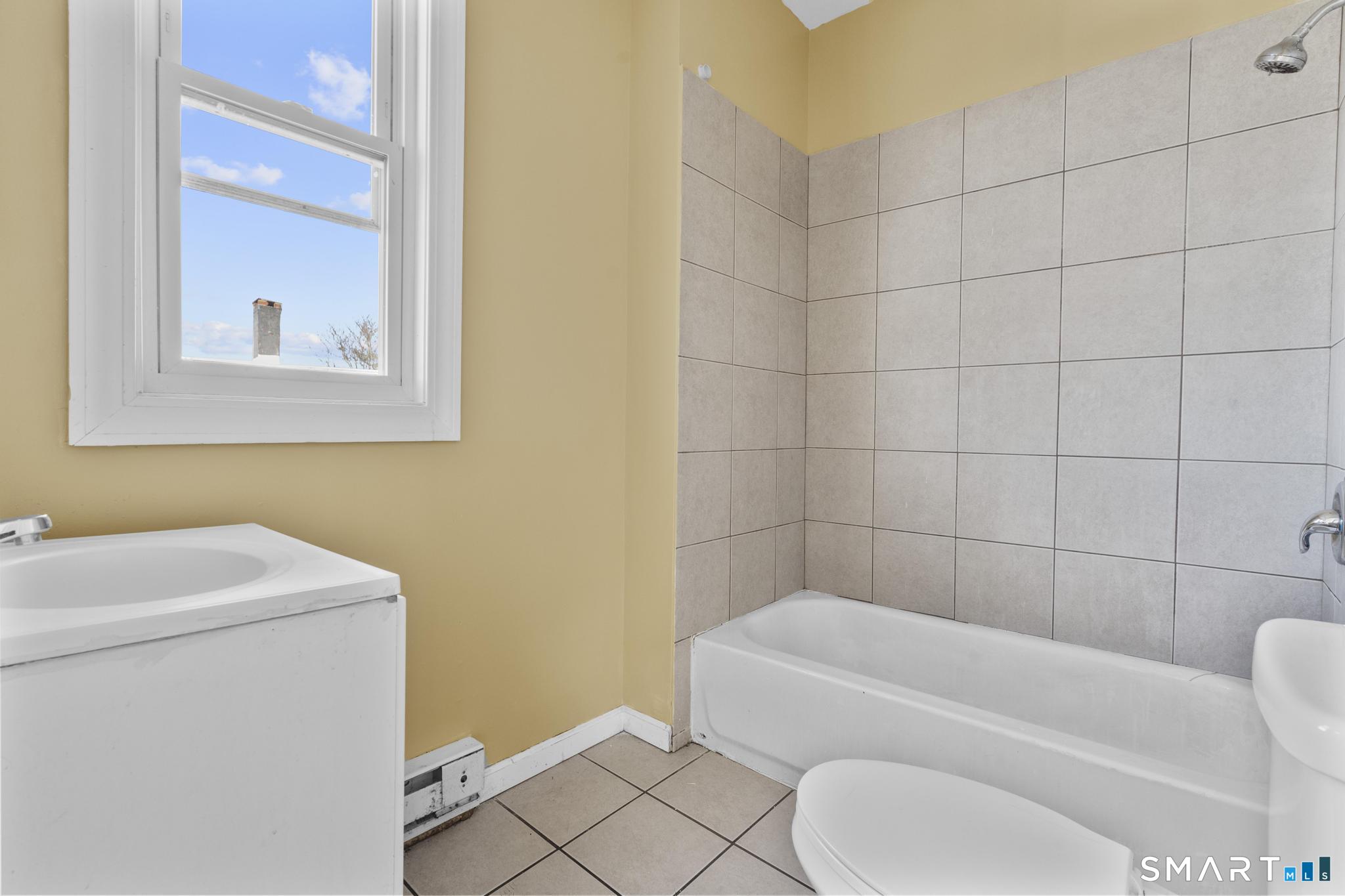 701 South Main Street Waterbury, CT 06706 - Photo 18 of 37