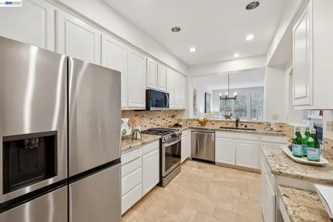 $785,000 | 23158 Canyon Terrace Drive, Castro Valley, CA 94552