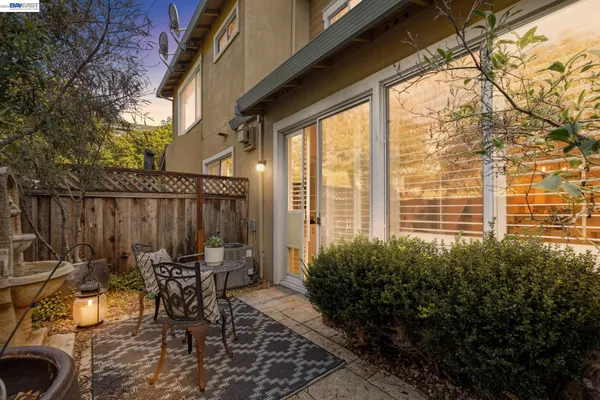 $785,000 | 23158 Canyon Terrace Drive, Castro Valley, CA 94552