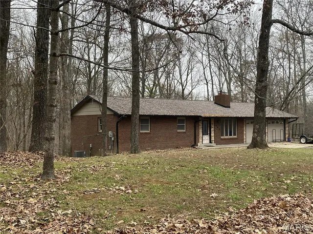 $235,000 | 207 Navaho Drive, Cape Girardeau, MO 63701