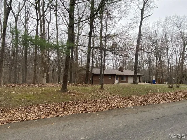 $235,000 | 207 Navaho Drive, Cape Girardeau, MO 63701