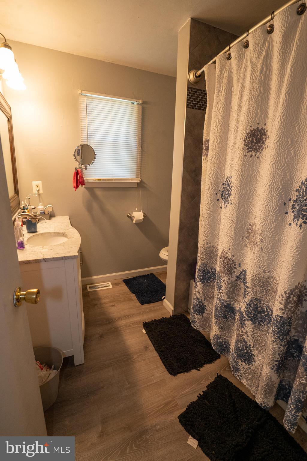 69 Jackson Road Berlin, NJ 08009 - Photo 9 of 26 1st Floor unit Bathroom