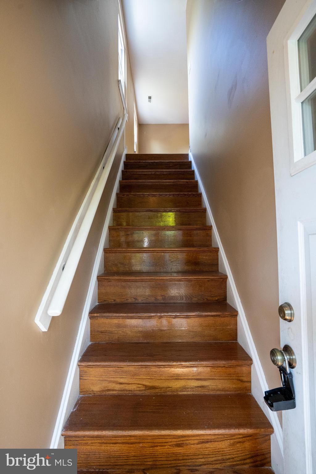 69 Jackson Road Berlin, NJ 08009 - Photo 10 of 26 Staircase to 2nd Floor Unit