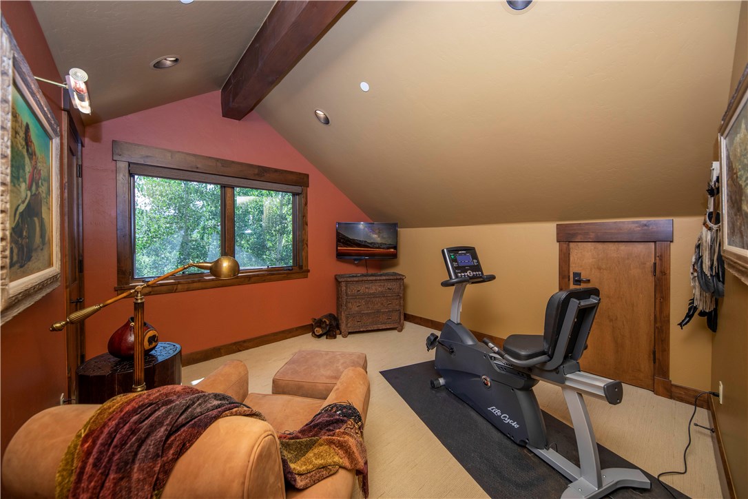 130 Hunter's Knob Road Silverthorne, CO 80498 - Photo 23 of 35 5th bedroom currently set up as an exercise area.