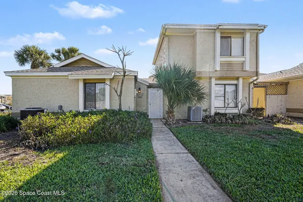 $1,700 | 1021 Abada Court Northeast, Unit 107, Palm Bay, FL 32905