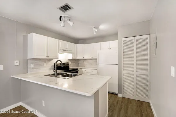 $1,700 | 1021 Abada Court Northeast, Unit 107, Palm Bay, FL 32905