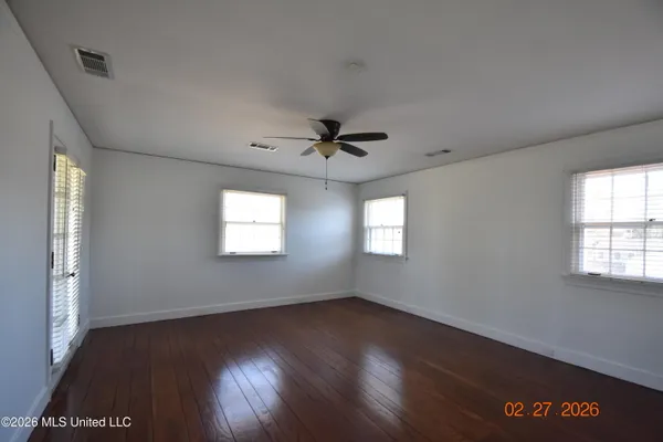 $325,000 | 404 East Adams Avenue, Greenwood, MS 38930
