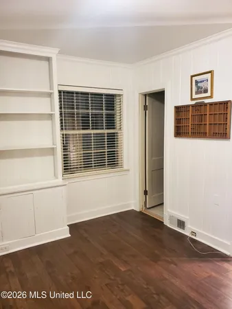 $325,000 | 404 East Adams Avenue, Greenwood, MS 38930