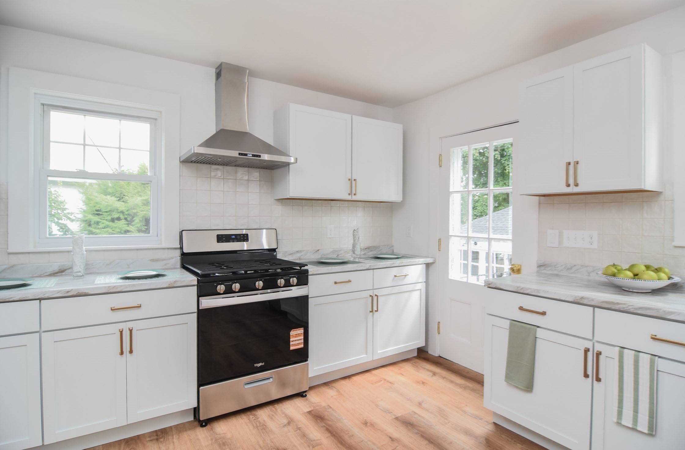 19 Stoneleigh Road Watertown, MA 02472 - Photo 15 of 41 Gallery Image 15